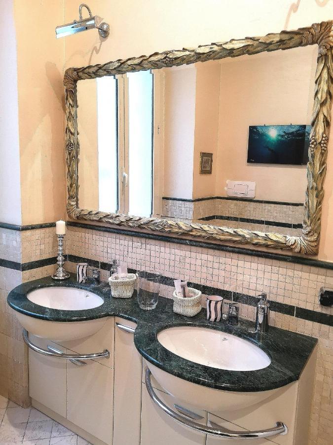 Suite Ottocento Napoletano Naples Extérieur photo